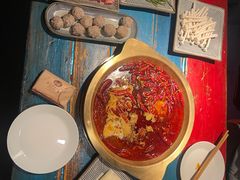 -房子红了鱼豆花重庆老火锅(广厦学院店)