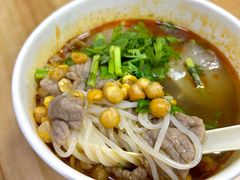 生烫鲜牛肉粉-江三王记牛杂馆(总店)