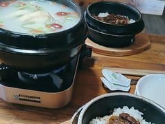 -百年石锅饭·朝鲜族传统民餐