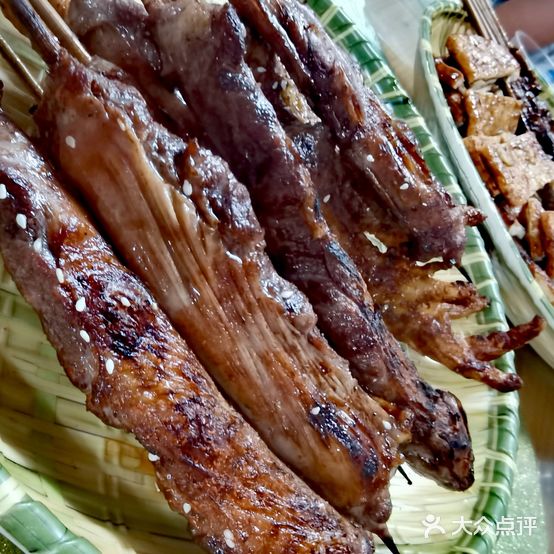 田阳老牌烧烤(龙景二店)