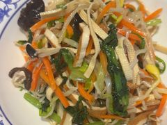 -古都历食南京菜·烤鸭·鸭血粉丝·汤包(南京博物院店)