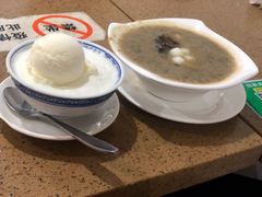双皮奶加雪糕-仁信老铺甜品(北京路店)