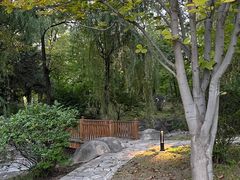 -中家鑫园温泉酒店鑫悦汤泉