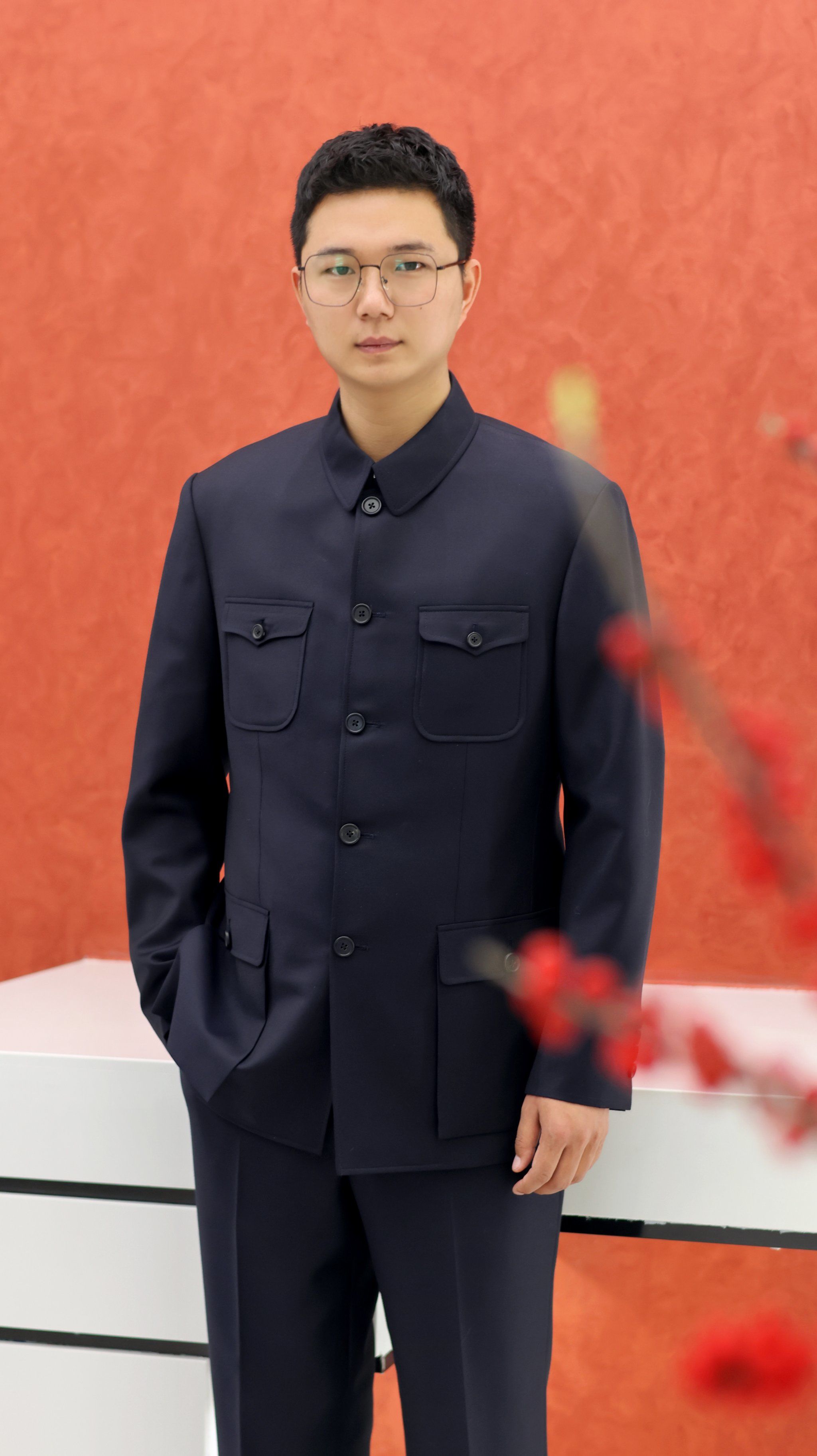 中式婚礼还是得穿中山装