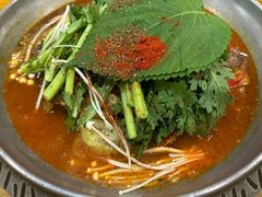-喇喇排骨火锅·传统韩式脊骨汤(望京西园总店)
