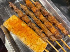 特色羊肉串-颐品居涮肉(乌鲁木齐中路店)