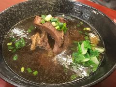 -尊品原汁牛肉面