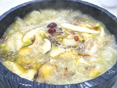 -南渝食府.墨脱石锅松茸鸡