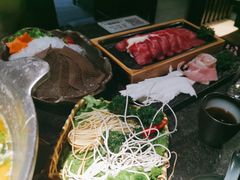 -湊湊火锅·茶憩(新中关购物中心店)