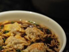 鲜虾蟹籽馄饨-小城故事·地道宁波味(月湖盛园店)