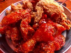 -BHC炸鸡(明洞总店)