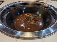 -哈尔滨烧烤·山河村铁锅炖(交大店)