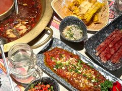 -哥老官重庆美蛙鱼头(西湖银泰十一哥店)