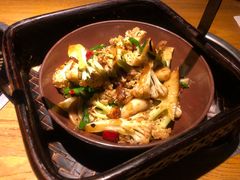 -吃饭皇帝大土家民族菜(正大广场店)