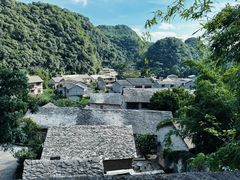 -高荡千年布依古寨旅游景区