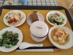 -月之旅·尊 高端月子会所(科馨别墅一店)