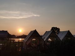 -夏屿湖畔.落日湖景餐厅(普者黑景区店)