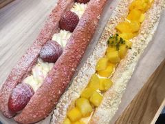 草莓魔法棒-奈雪的茶(亨特国际广场店)