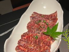 -山川小町·极番烧肉(新地假日广场店)