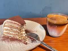 -Be Lived Cafe比例咖啡(摩天轮店)