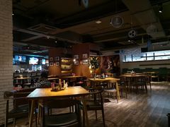 大堂-JINNS锦时 steak&pizza(浸信会礼拜堂旧址店)