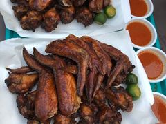 -东海岸人工湖美食村