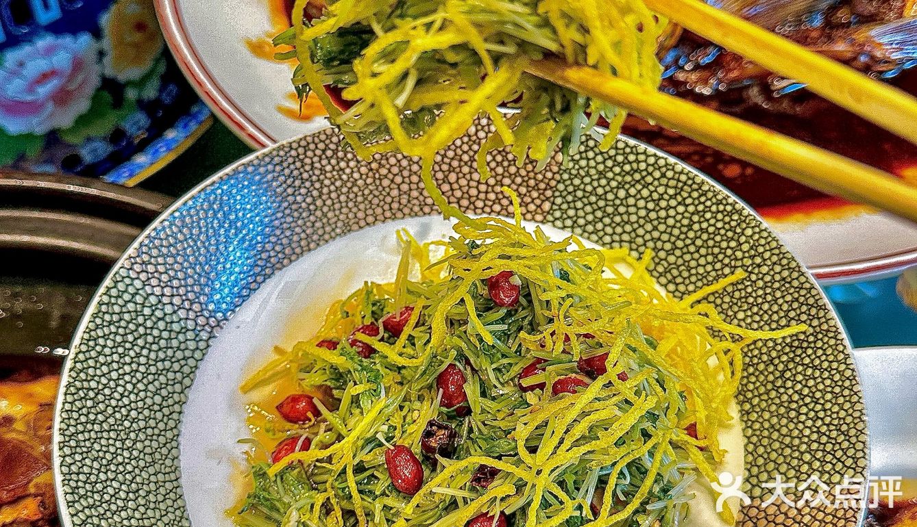 沈阳｜本地人带路才能找到的东北菜馆[得意]