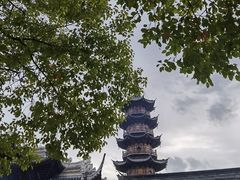 -龙华寺