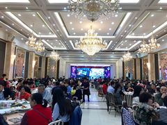 大堂-轩记海鲜餐厅·四十五年老字号·经典粤菜(西区彩虹店)