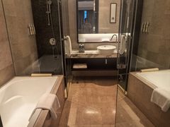 -上海龙之梦万丽酒店