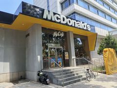 -麦当劳(南京路2店)