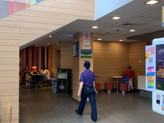 -麦当劳(乳山路店)