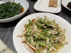 -梁家大院•农家菜(昆山会展中心店)