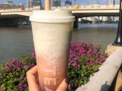 -喜茶(滨江宏岸店)