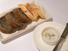 餐前面包-壳里西餐厅Coquille Seafood Bistro(蒙自路店)