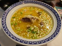 -八月美食小馆(银泰城总店)