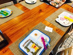 -Chom Cafe and Restaurant