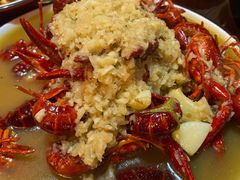 -虾弄弄海派小龙虾·牛羊蝎子火锅