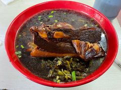 -小龙大肉面馆