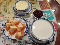 -广信牛奶甜品世家(台东店)