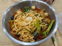 -风情居麻辣烫总店