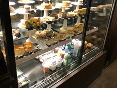 面包甜点陈列柜-星巴克(石厦街店)