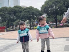 -亲亲袋鼠托育早教·思维专注力·棕熊英语(鼓楼恒力城店)