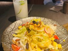-铭牛烧肉·和牛海鲜自助(高新月牙湖店)