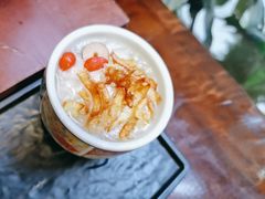 -银米·云南传统过桥米线(双廊黑金冠店)