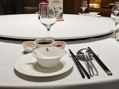 -红鼎豆捞·非遗鲍皇汤火锅(宝丰路店)