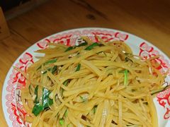 -偶屋里钵少爷(时代广场店)