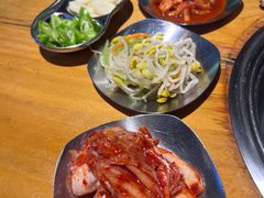 -唯成•韩国炭火烤肉 유성고기
