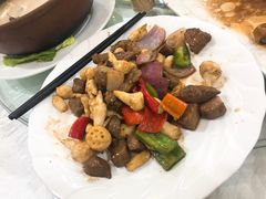 -品香菜馆(旗峰路中侨大厦店)
