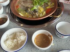 -阿婆情腊排骨火锅(金虹路店)